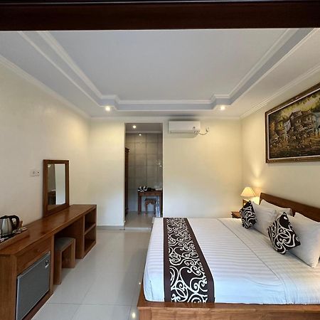 Saputra Guesthouse Ubud  Exterior photo