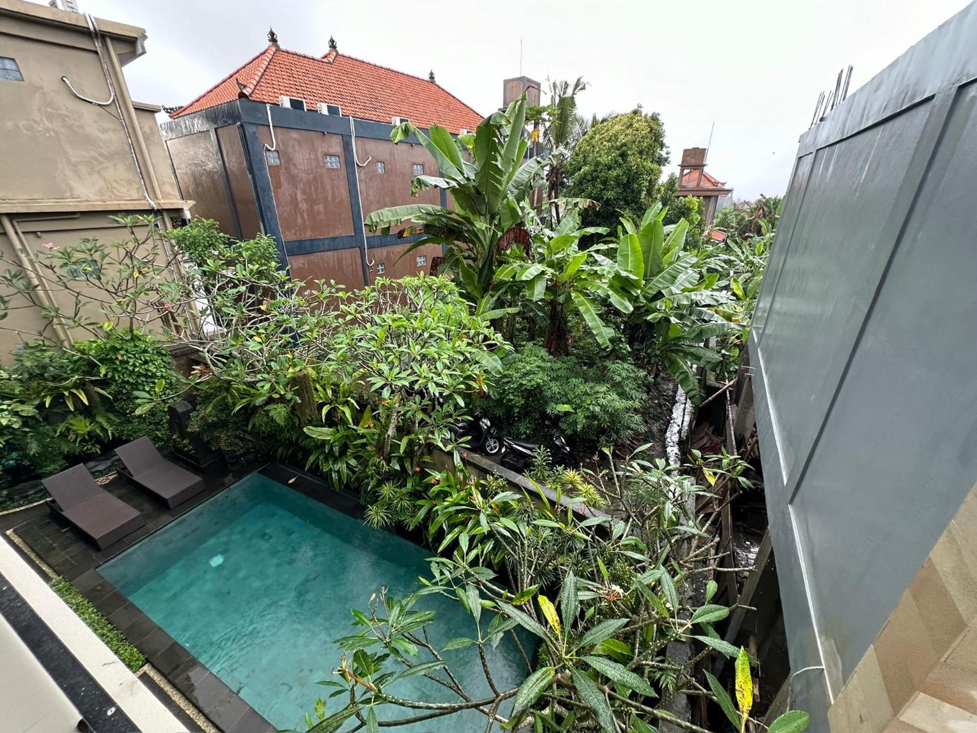 Saputra Guesthouse Ubud  Exterior photo