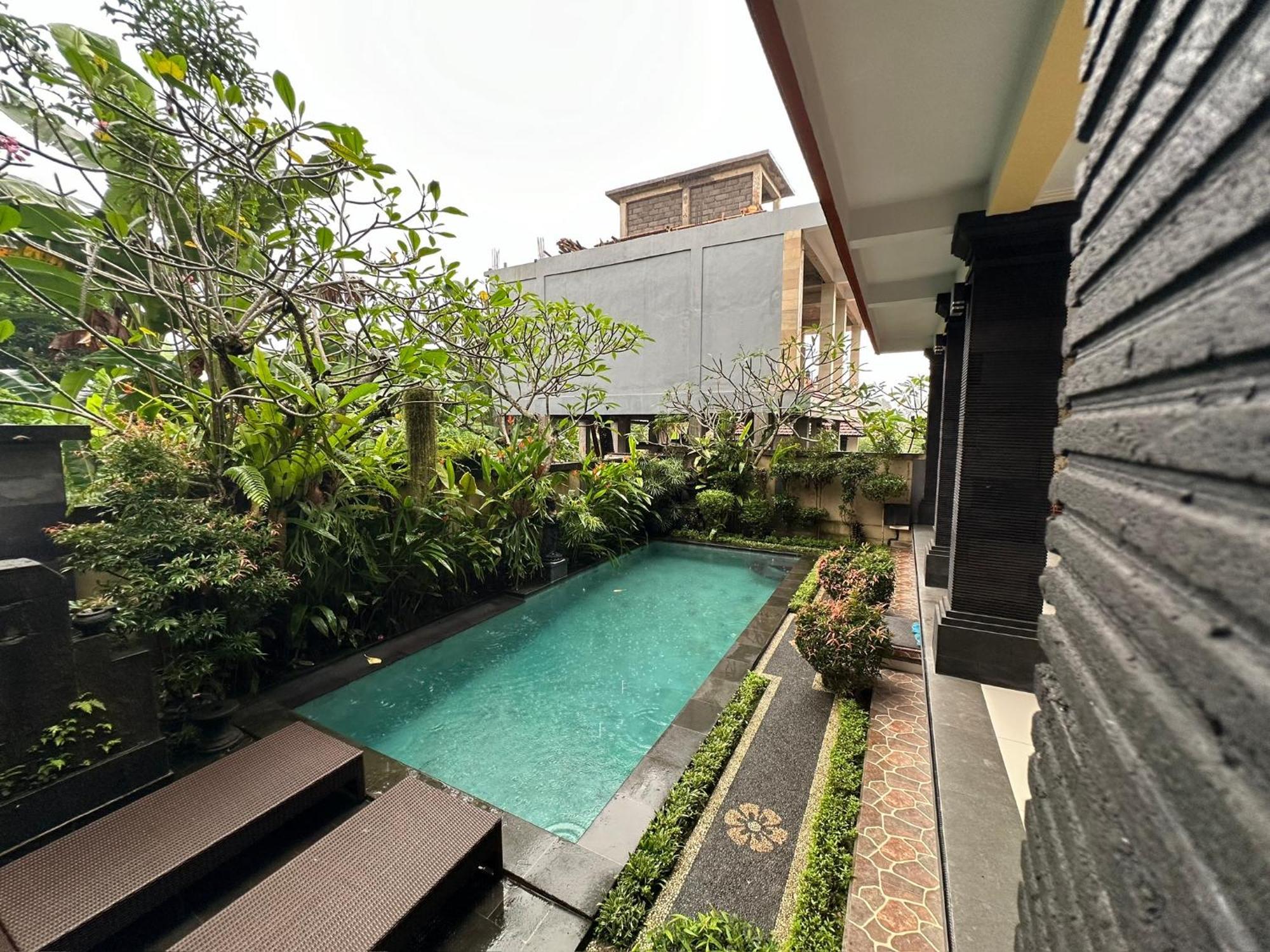 Saputra Guesthouse Ubud  Exterior photo