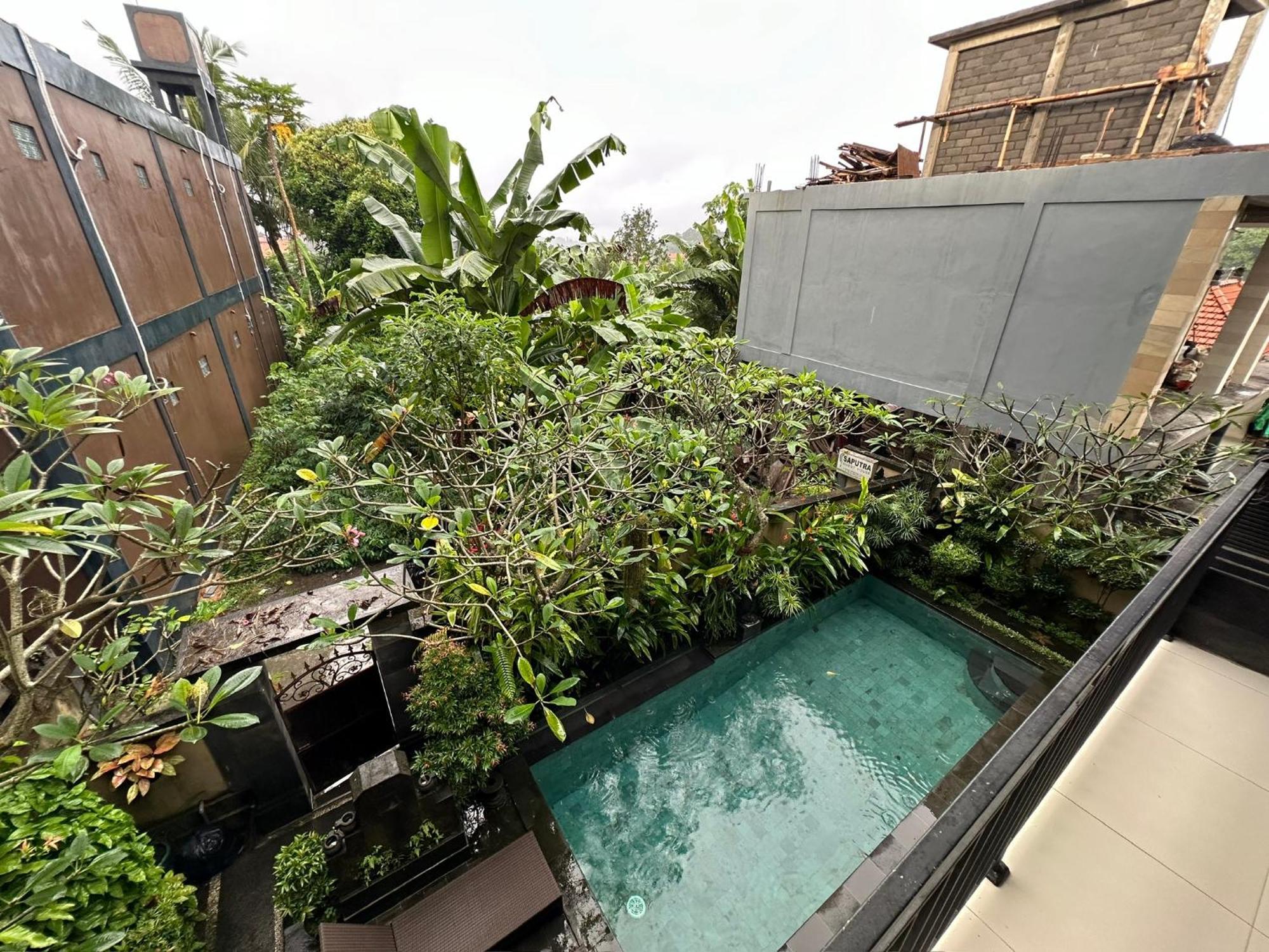 Saputra Guesthouse Ubud  Exterior photo