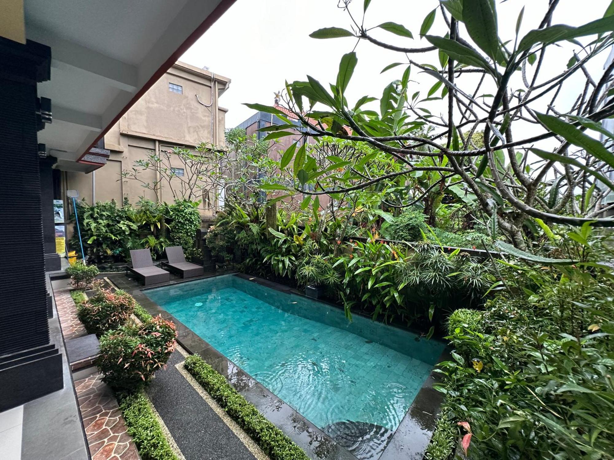 Saputra Guesthouse Ubud  Exterior photo